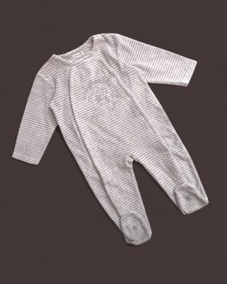 Pyjama hiver  Garçon, age 9 mois , marque GRAIN DE BLé 