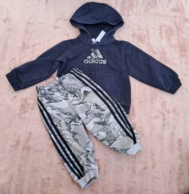 Ensemble Garçon, age 6 mois , marque ADIDAS 
