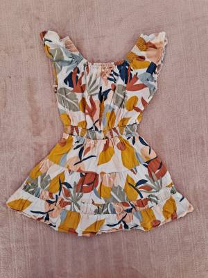Robe été Fille, age 4 ans , marque TAPE à L'œIL